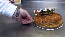 شاهد: عملات ذهبية حقيقية بقيمة 500 يورو في كعكة عيد الغطاس التقليدية