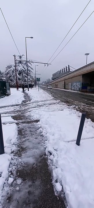 La France Sous la Neige  ☃️  Grenoble & Échirolles #Grenoble #Échirolles #Neige (210)