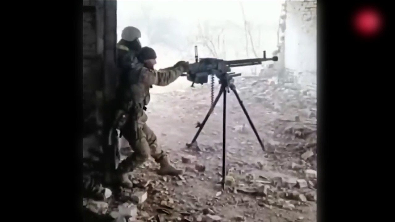 Fierce street battles in Bakhmut - Russians’ attack in all directions repelled