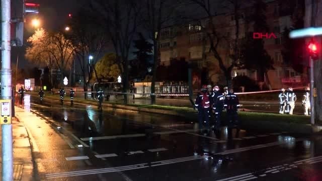 İSTANBUL-BAKIRKÖY'DE YAKIT TANKERİ DEVRİLDİ, CADDE TRAFİĞE KAPATILDI