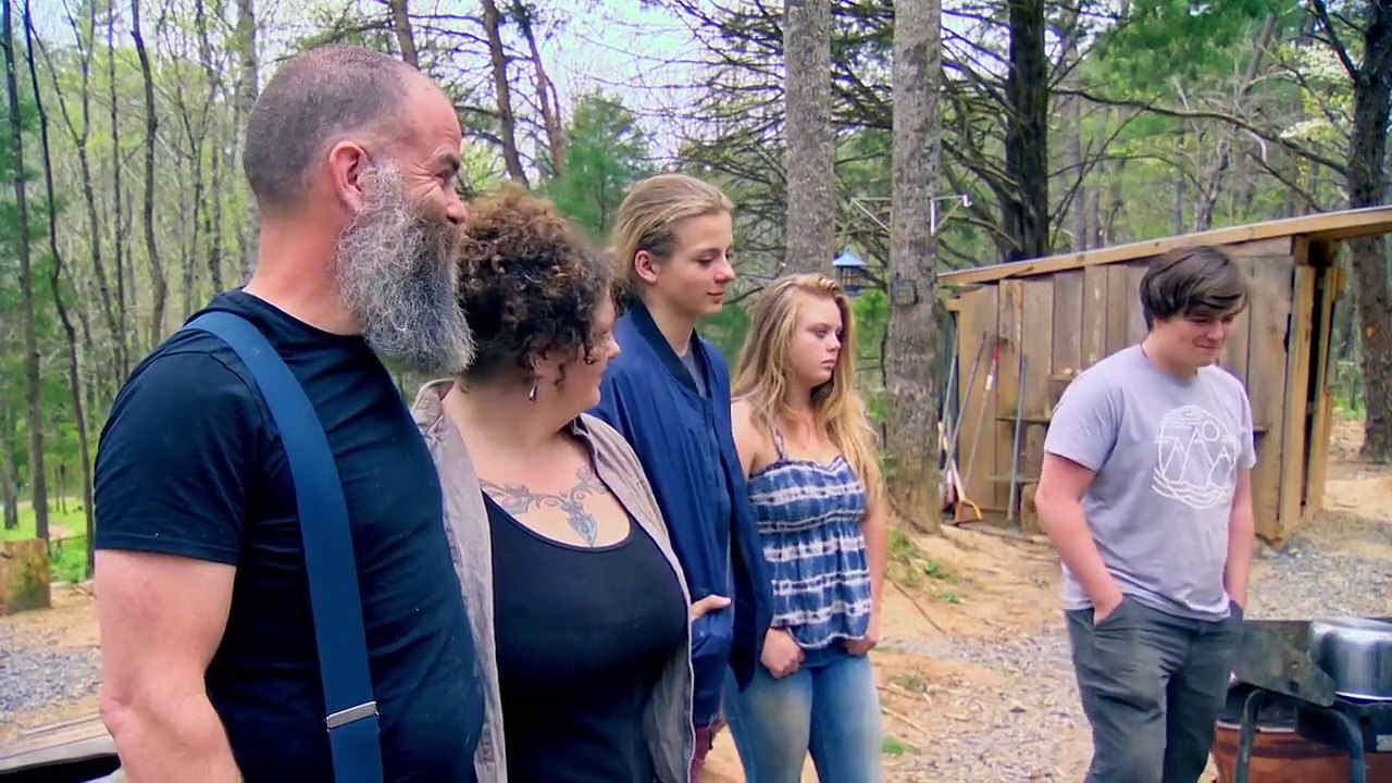 Homestead Rescue - Se9 - Ep01 - Home Is Where the Yurt Is HD Watch