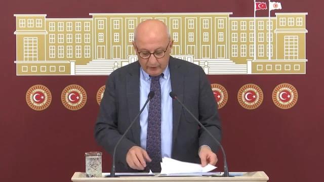 Utku Çakırözer'den Bik'in Yönetmelik Taslağına Tepki: Parası Olan Sermaye Sahipleri Gazetecilik Yapsın, İktidarın Borazanlığını Yapsın Deniliyor