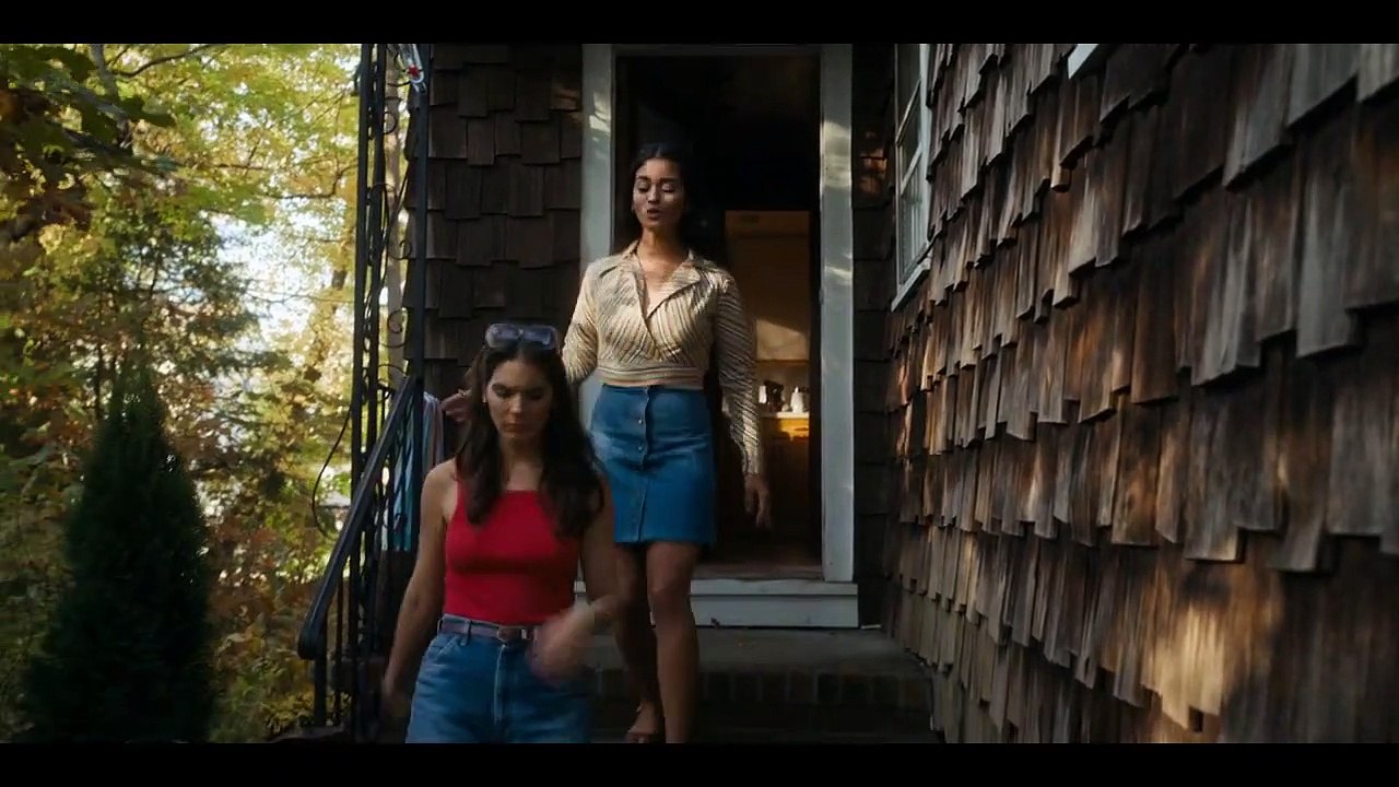 Bridge and Tunnel - Se1 - Ep04 - Just Friends HD Watch