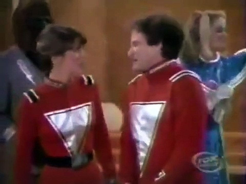 Mork and Mindy - Se4 - Ep03 - The Honeymoon HD Watch