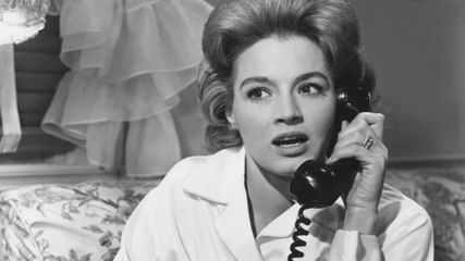 How Late Is Too Late To Call Someone? Southerners Know the Answer