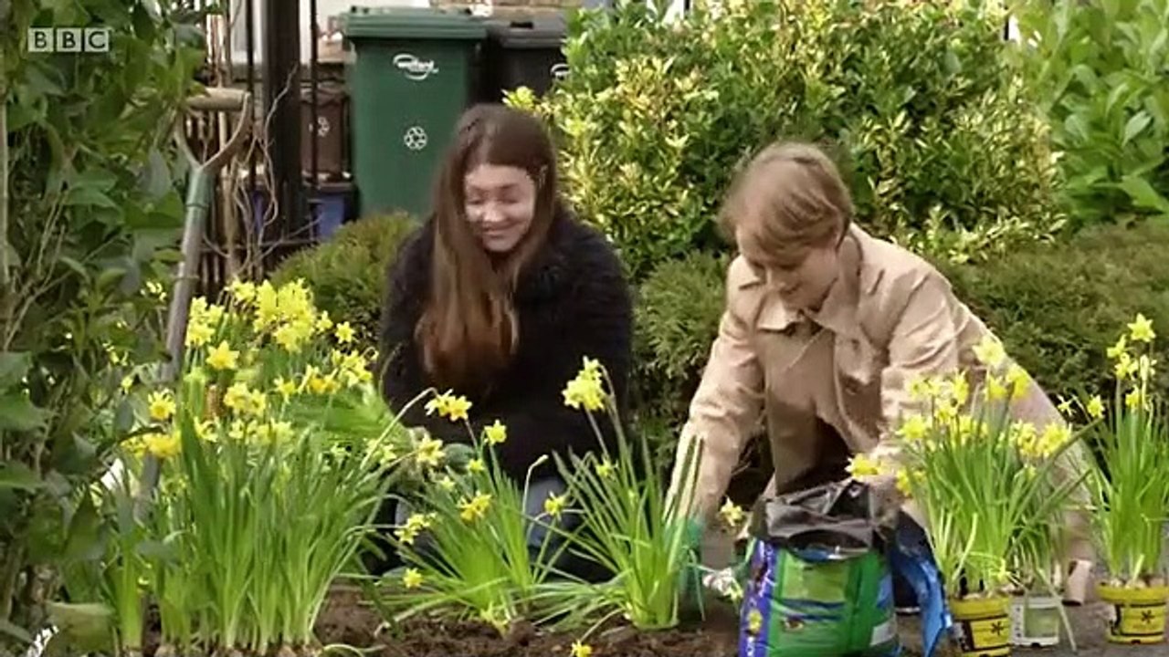 Eastenders - se33 - ep58 - 13-04-2017 hd watch