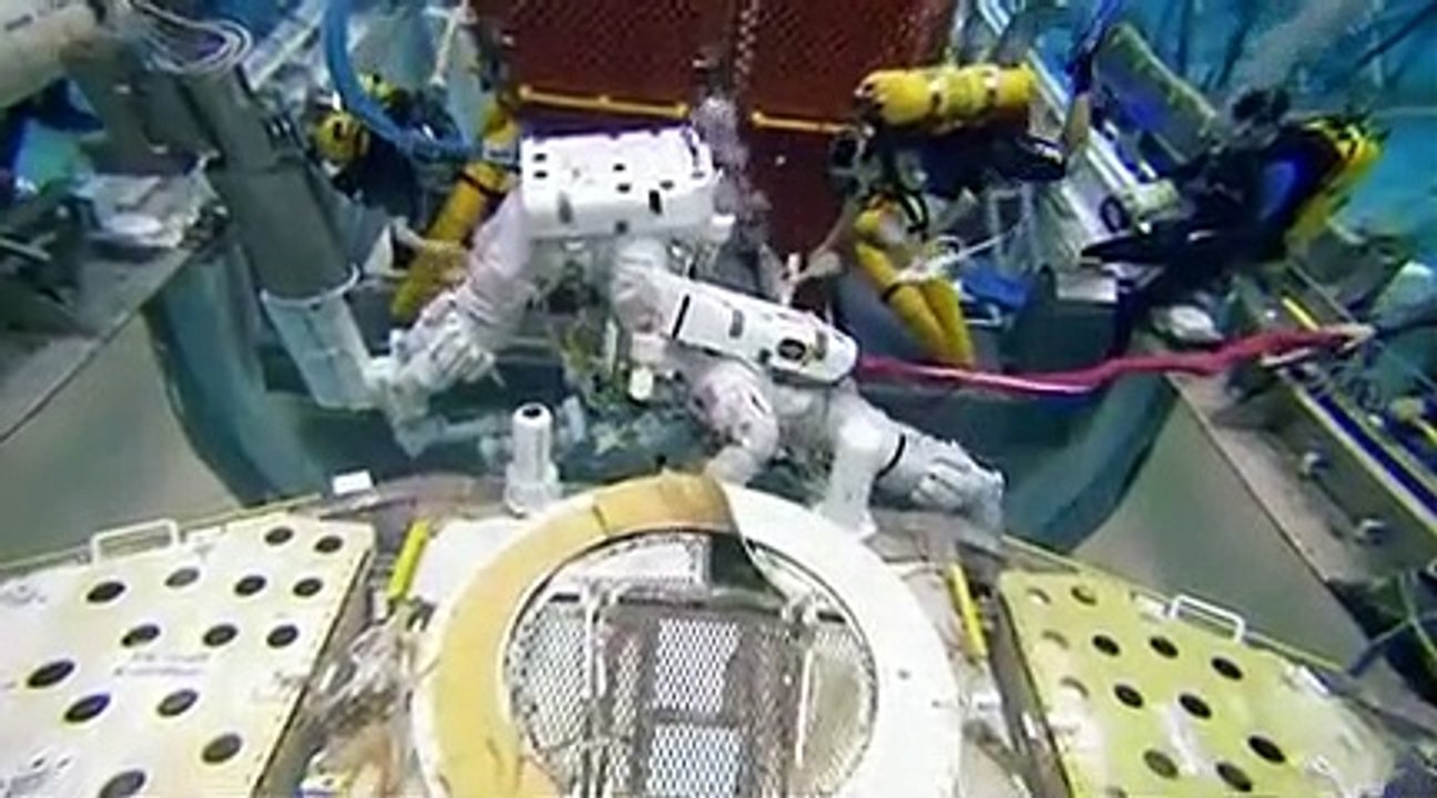 Space's Deepest Secrets - Se2 - Ep01 - NASA's Greatest Moments HD Watch
