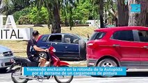 Tremendo enchastre en la rotonda de la Autopista por el derrame de un cargamento de pintura