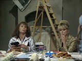 Absolutely Fabulous - Se3 - Ep01 - Door Handle HD Watch