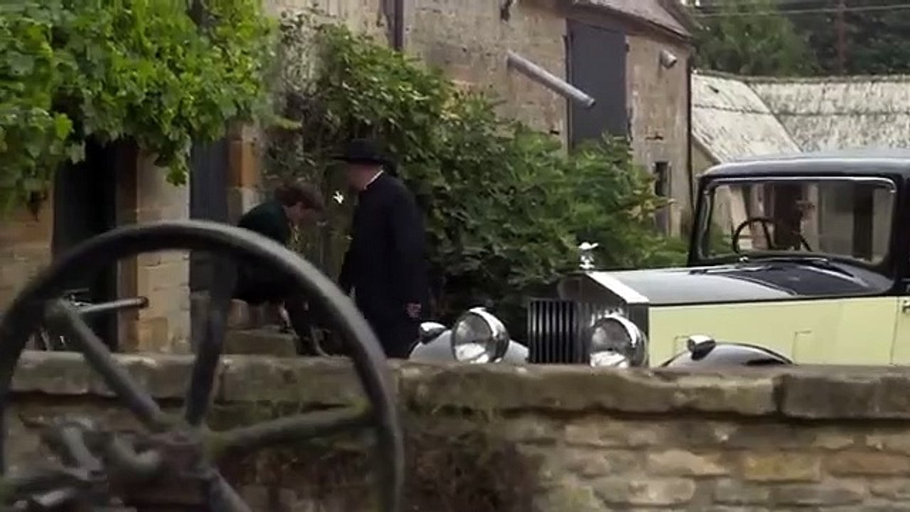 Father Brown - Se2 - Ep04 - The Shadow of Scaffold HD Watch