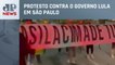 Manifestantes interditam a avenida 23 de Maio em São Paulo