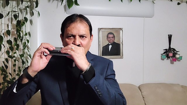 Chhalkaye Jaam Aaye Aap Ki Aankhon Ke Nam-Film Mere Hamdam Mere Dost 1968 on Harmonica Live Performance by Mukund Kamdar