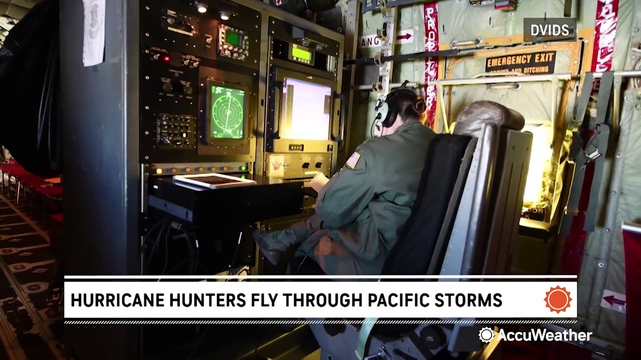 Hurricane Hunters study atmospheric river off Pacific coast in off-season
