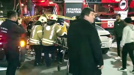 Zeytinburnu’nda tramvay ile otomobil çarpıştı: 1 kişi yaralandı, seferler durdu