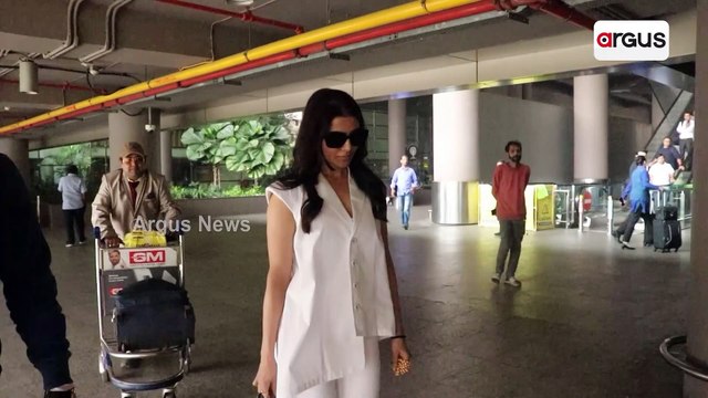 Samantha Ruth Prabhu, Ritesh Deshmukh, Mrunal Thakur Spotted At Mumbai Airport
