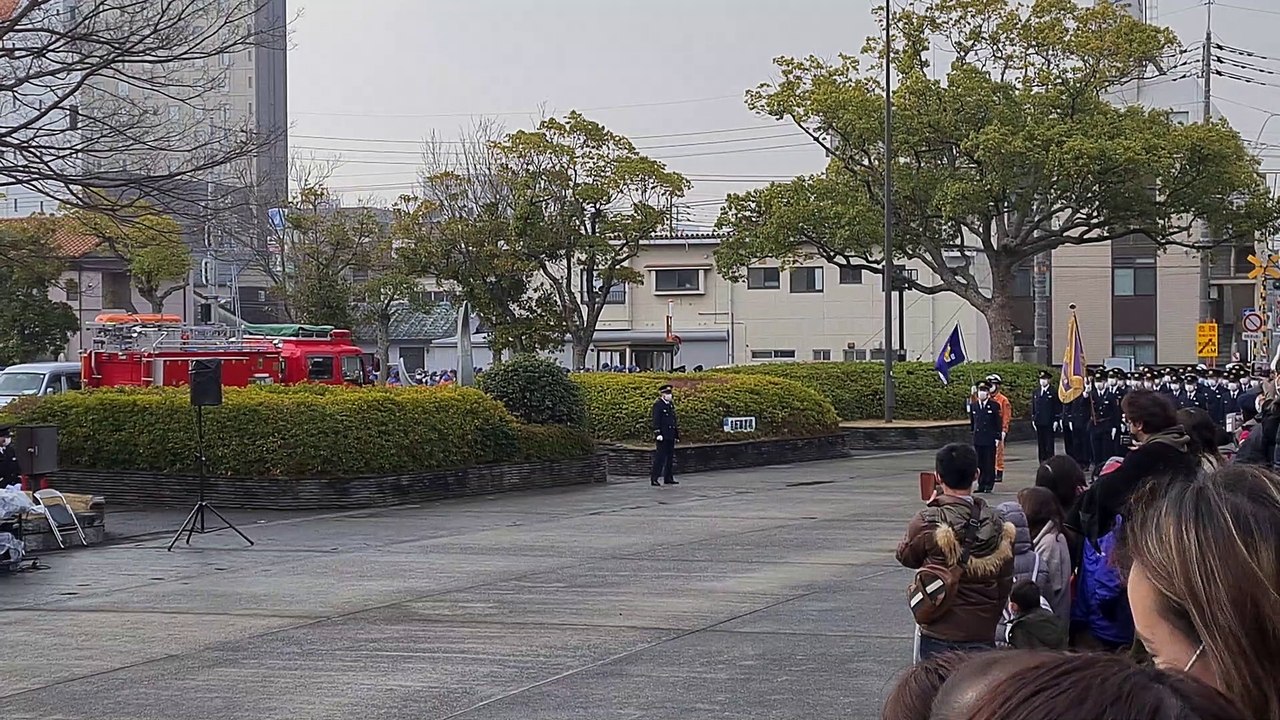 20230107_104650 宇部市消防出初式2023 観閲行進 宇部・山陽小野田消防組合 宇部市渡辺翁記念会館前 山口県宇部市朝日町8-1