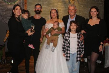 40'INCI EVLİLİK YIL DÖNÜMÜNE DÜĞÜNLE KUTLAMA