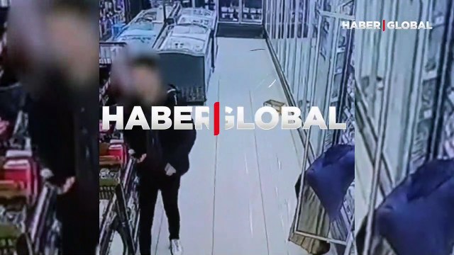 Markette skandal: Reyonda kadının etek altı fotoğrafını çeken komiser tutuklandı! İstanbul Valiliği'nden açıklama