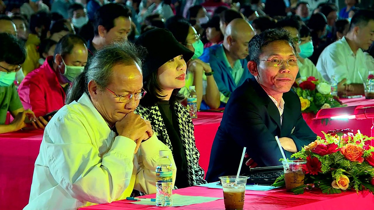 7878HOI THI NHAY