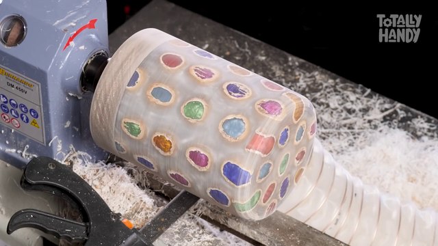 Epoxy And Walnut Shells Night Lamp | Woodturning Project