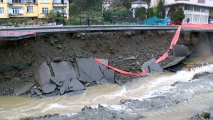 Taşkınların önlenmesi için yapılan yol çöktü