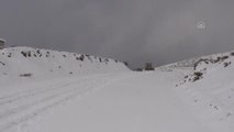 Yüksek kesimlerde kardan kapanan köy yolları ulaşıma açıldı