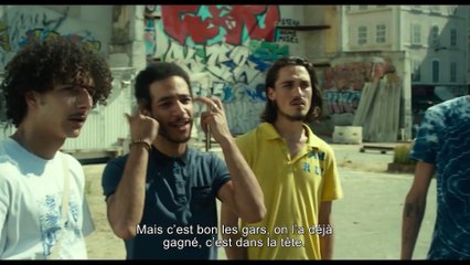 Tant que le soleil frappe Bande-annonce VF (2023)  Swann Arlaud, Sarah Adler