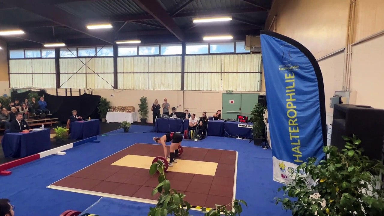 Images maritima: 80 kg à l'épaulé jeté pour les filles d'Istres Sport Haltérophilie
