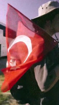 Ümit Özdağ gençlere seslendi: Ümitlerimizi yıktırmayacağız ve Türkiye'nin geleceğine ümitle bakacağız!