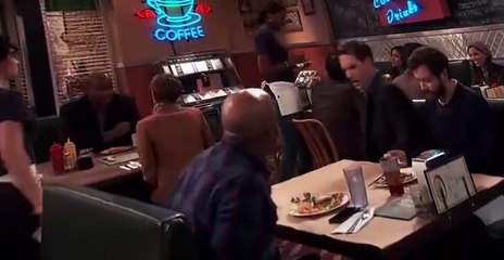 Men at Work S03 E01