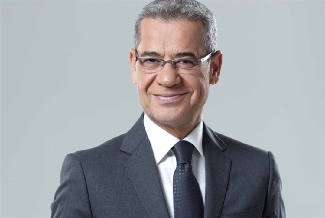 سعوديون يطالبون بطرد مصطفى الآغا من ام بي سي