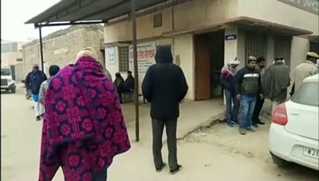 कोहरे में कार गंग नहर में गिरी, तीन किसान व मिस्त्री की मौत