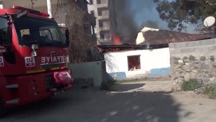 Müstakil evde çıkan yangın söndürüldü