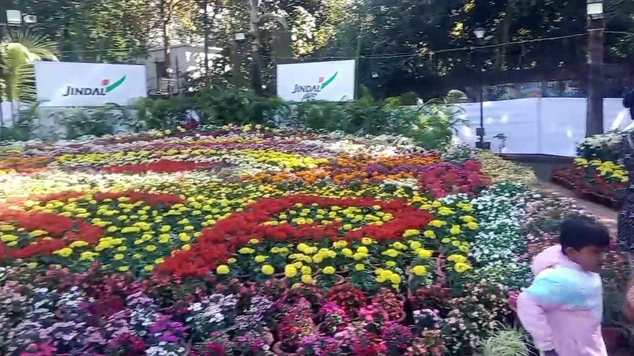 Raipur Flower Exhibition; प्रकृतिप्रेमियों के मन को भाए प्रकृति के