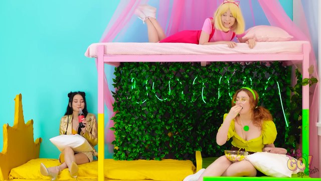 HICIMOS UNA LITERA TRIPLE | Desafío de 1 color en 24 horas Trucos de habitación secreta por 123 GO!