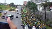 PM do DF escoltou bolsonaristas até a Praça dos Três Poderes