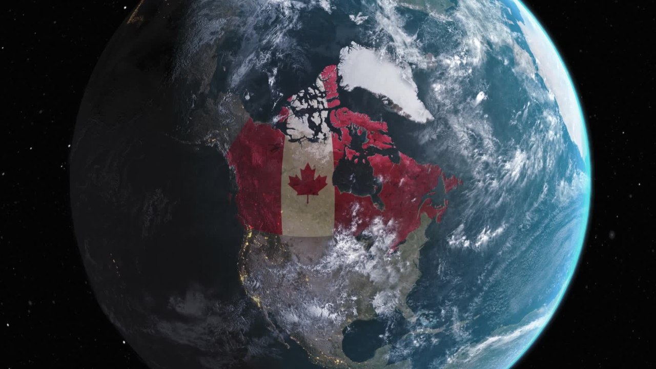 Unusual phenomenon that happened over Canadian lake left everyone stunned