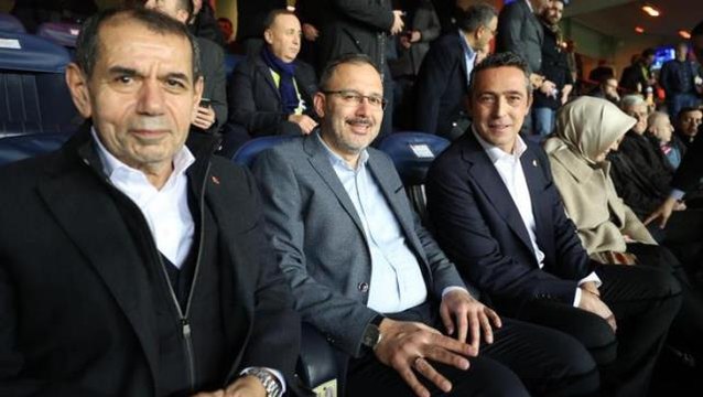 Dursun Özbek derbinin bitmesi gereken skoru söyledi, Fenerbahçe taraftarı Yok artık dedi