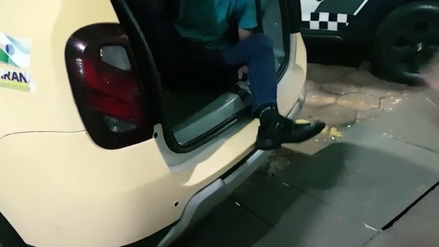 Homem descumpre medida protetiva, pula o muro da casa da ex-companheira e acaba detido