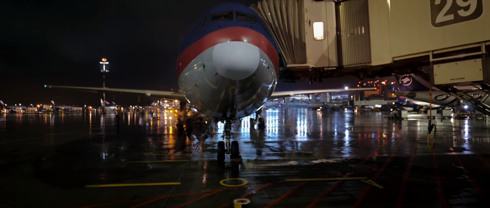 PLANE Film Trailer - Mit Gerard Butler