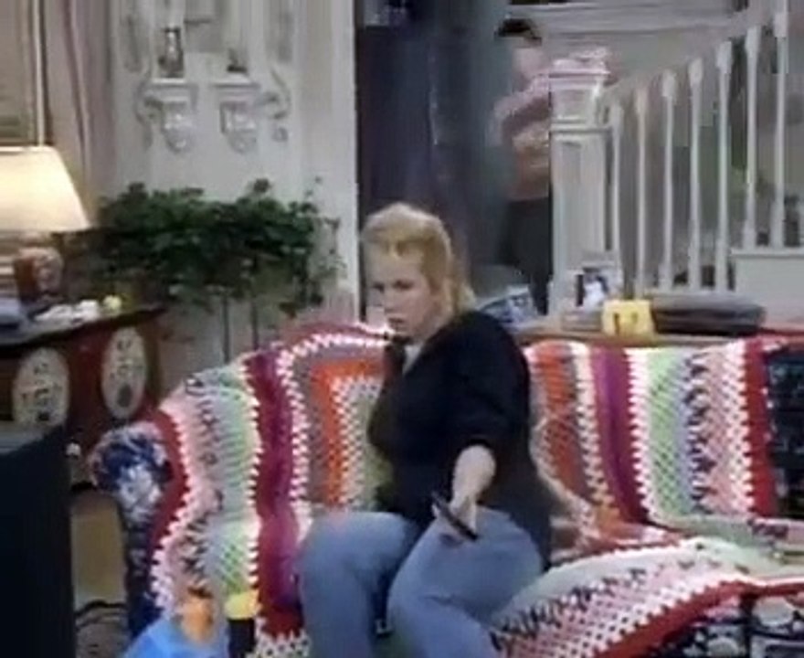 Grace Under Fire - Se2 - Ep01 HD Watch