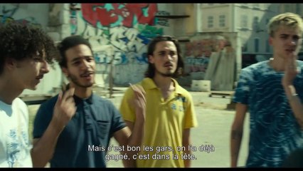 TANT QUE LE SOLEIL FRAPPE Film