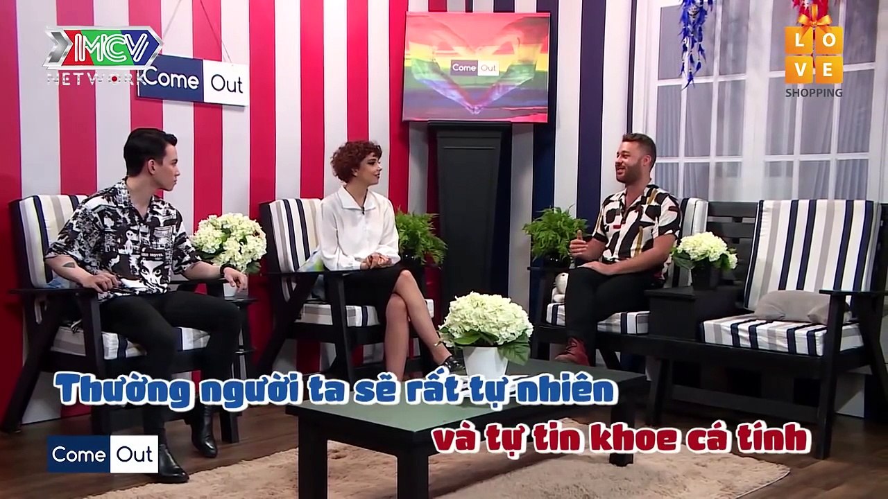 Gặp ngay chàng gay Nam Phi CÙNG CẢNH NGỘ Lê Minh Tuân liền tiết lộ từng HẸN HÒ ÔM HÔN gái thẳng