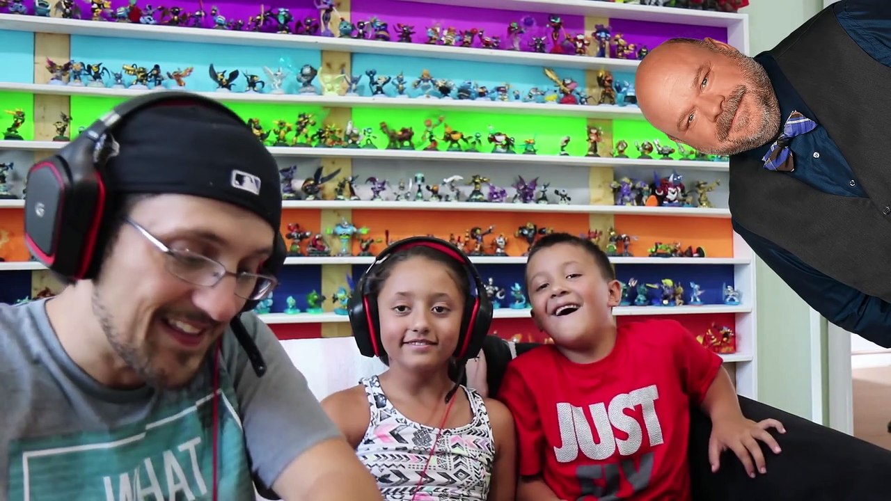 DAD vs. KIDS! Lets Play JENGA on iPad w_ BELLY BUTTON LINT (FGTEEV BLOCK STACKING CHALLENGE)