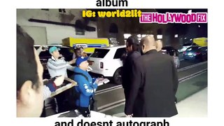 Jay Z Calls Out a Fan Trying to Get Him to Autograph a Bootleg Album