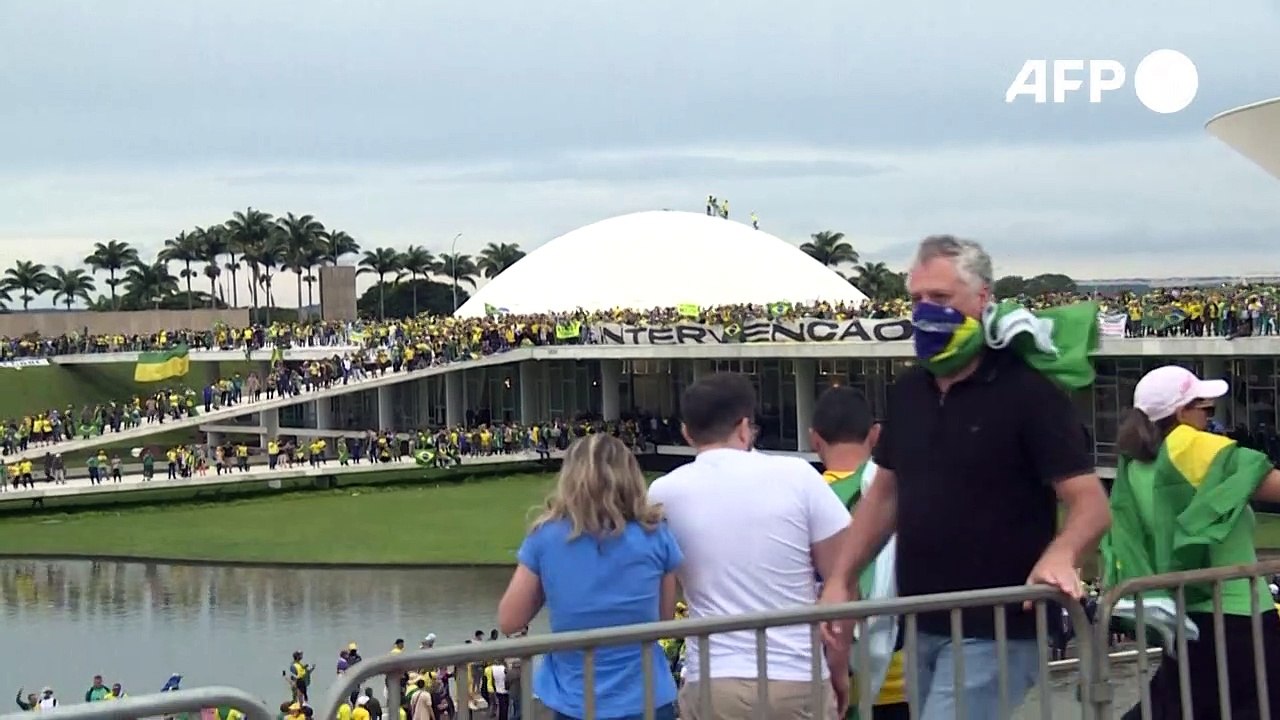 Brasilien: Bolsonaro-Anhänger stürmen Kongress, Präsidentenpalast und Oberstes Gericht