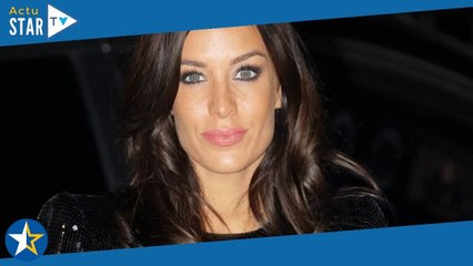 Jade Lagardère tout en transparence : tenue osée et maxi décolleté pour la nouvelle année !