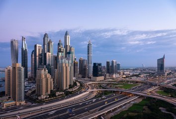 ما هي ملامح "أجندة دبي الاقتصادية D33"؟