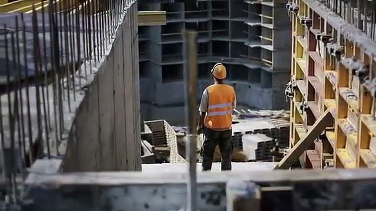 If We Built It Today - Se1 - Ep01 - Secrets in the Pyramid HD Watch