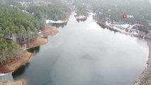 Yozgat Çamlığı Milli Parkı'ndaki gölet kısmen buz tuttu